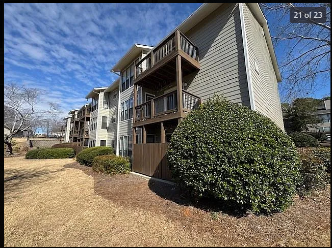 Back Yard - 601 Park Ridge Cir