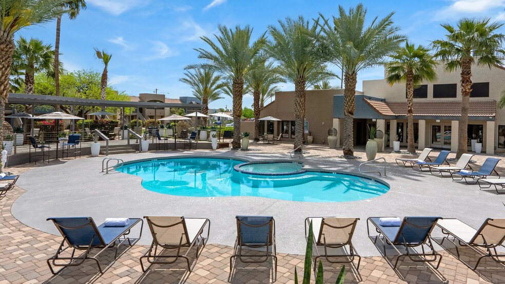 When you choose Level 550 apartments, you'll discover an enchanted desert retreat nestled in the heart of Mesa, Arizona. - Level 550