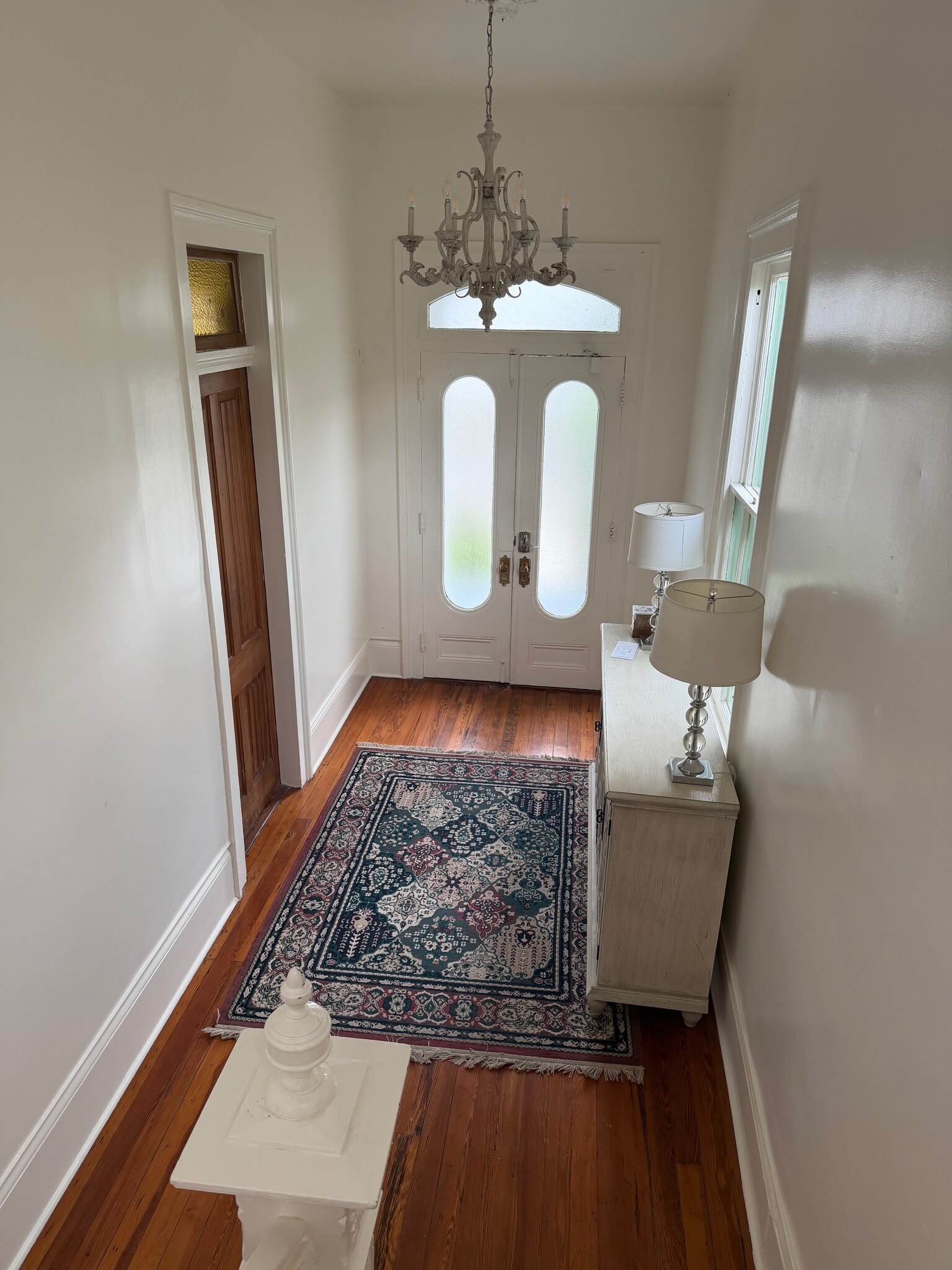 Entrance - 4223 Prytania St