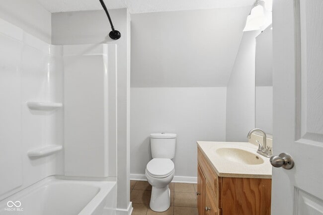 Building Photo - 717 Parkway Ave