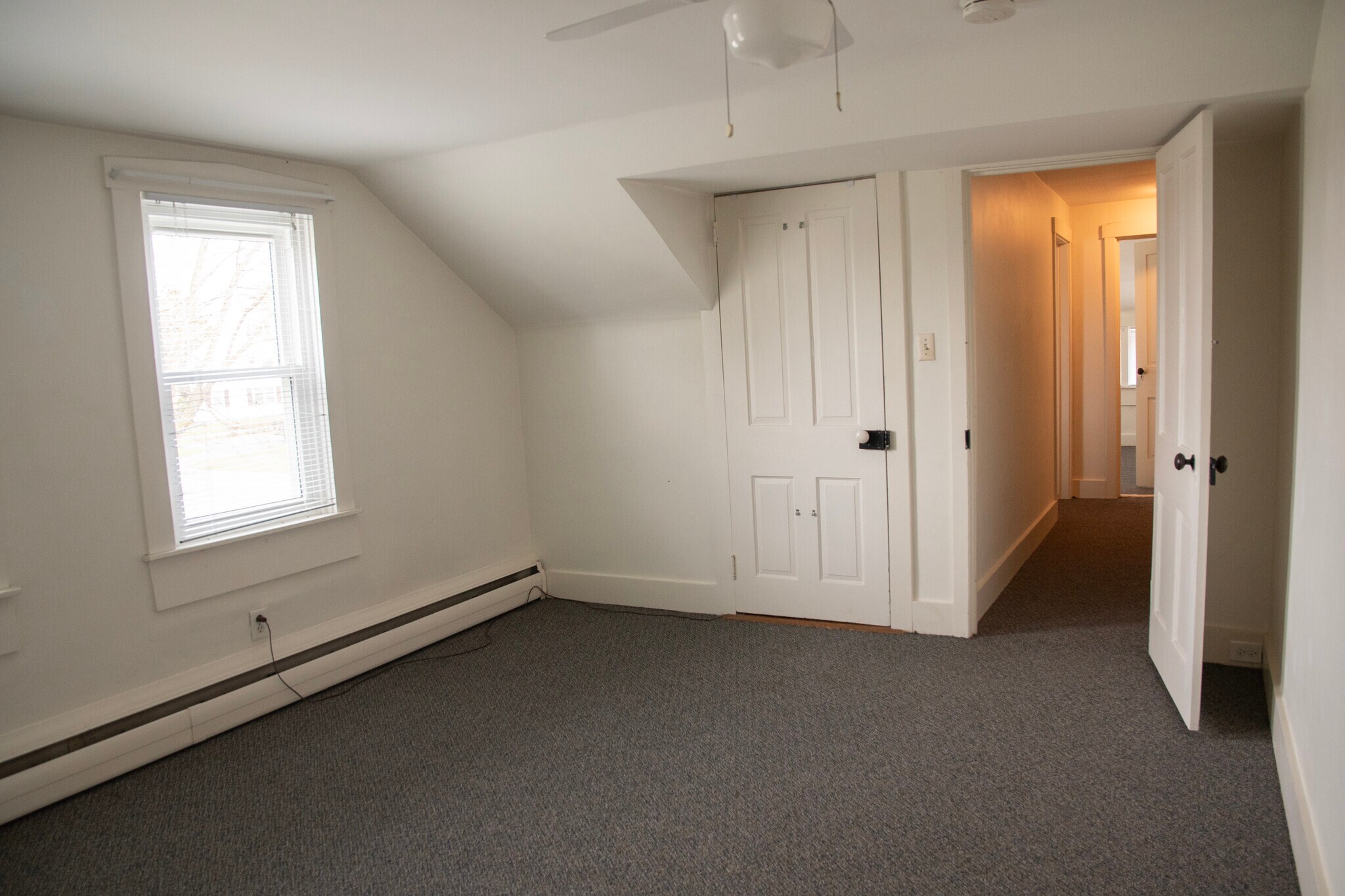 Building Photo - 1366 Lititz Rd