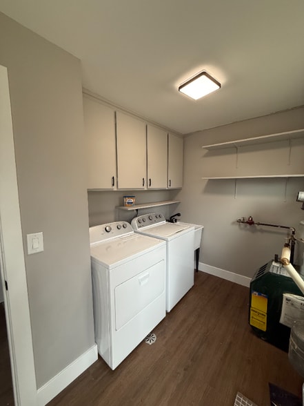 Building Photo - 515 N Washington Ave