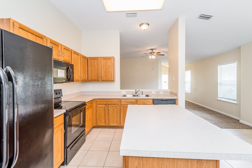 Building Photo - 12753 Daylight Trail