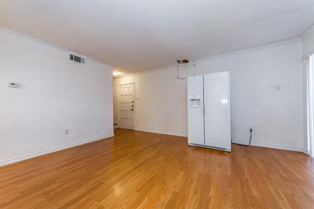 Building Photo - 885 Dublin Dr