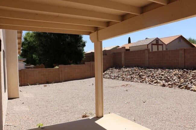 Building Photo - 2844 Cabo Villano Dr