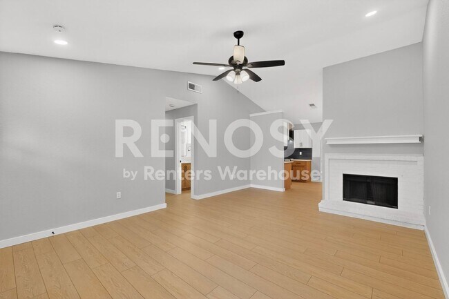Building Photo - 1408 Seely St