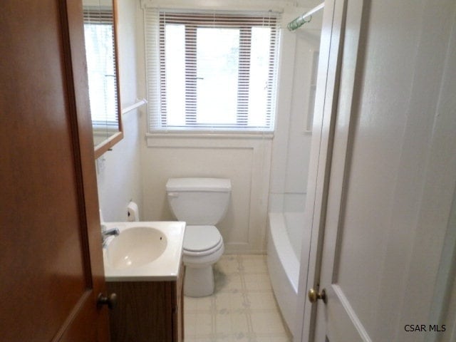 Building Photo - 704 13th St