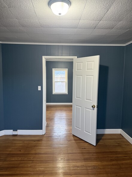 Bedroom 1 - 1116 Adams St