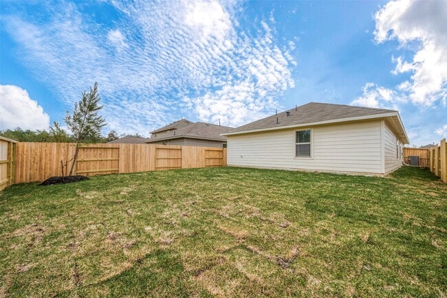 Building Photo - 1491 Las Cuevas Dr