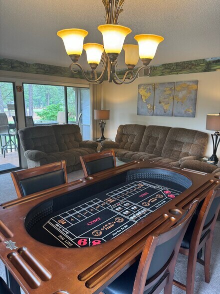 Building Photo - 800 Saint Andrews Dr