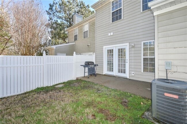 Building Photo - 1531 Creek Ct