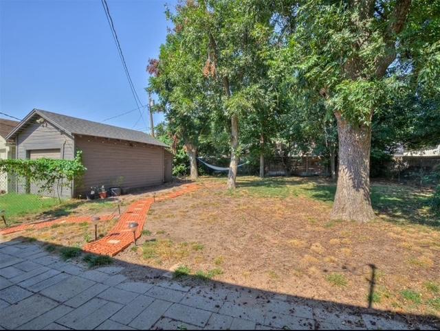 Building Photo - 4507 N Donald Ave