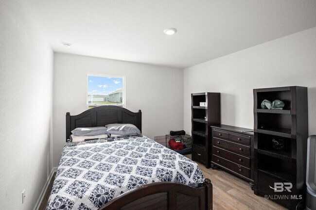 Building Photo - 3079 Camino Real Lp