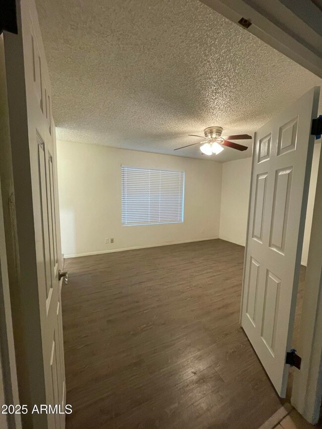 Building Photo - 10470 E Clinton St