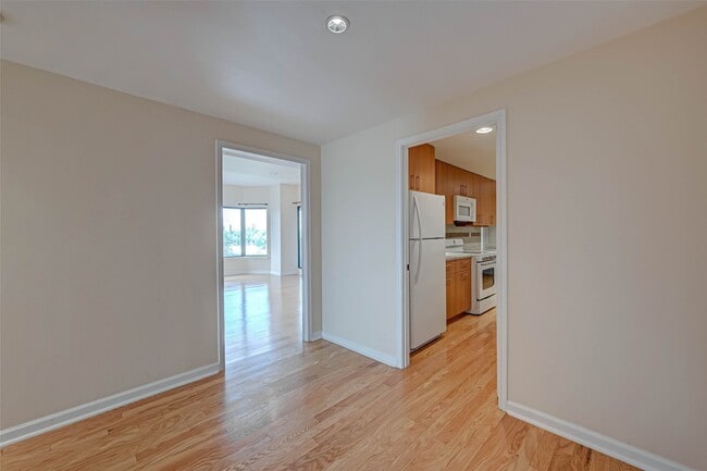 Building Photo - 2001 Holcombe Blvd