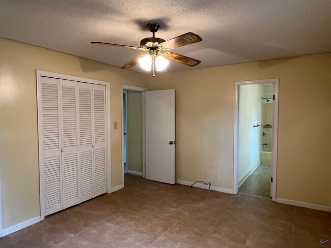 Building Photo - 3700 Dean Dr