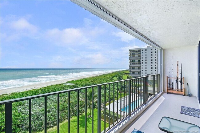 Building Photo - 10000 S Ocean Dr