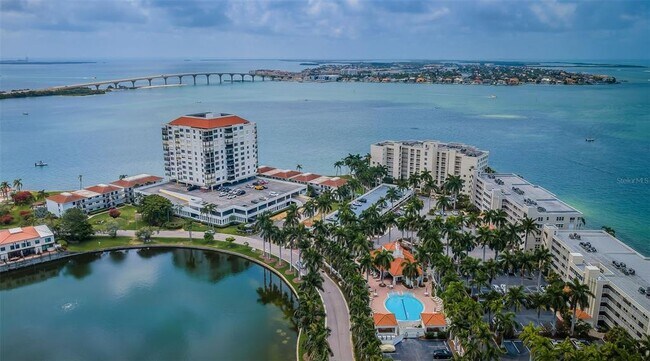Building Photo - 6105 Bahia Del Mar Cir