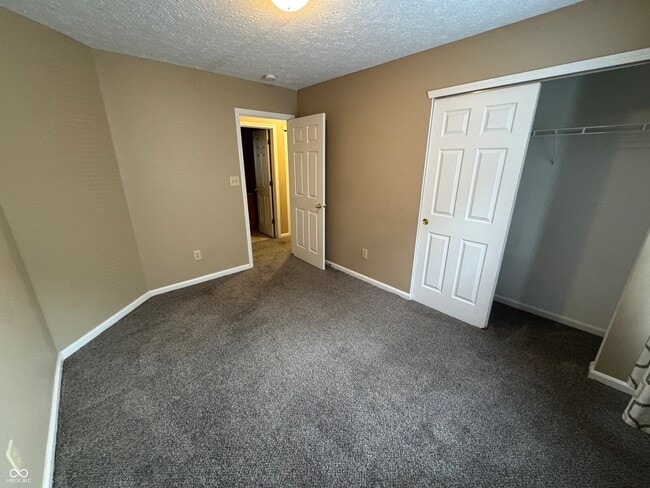Building Photo - 829 Jack Pine Dr