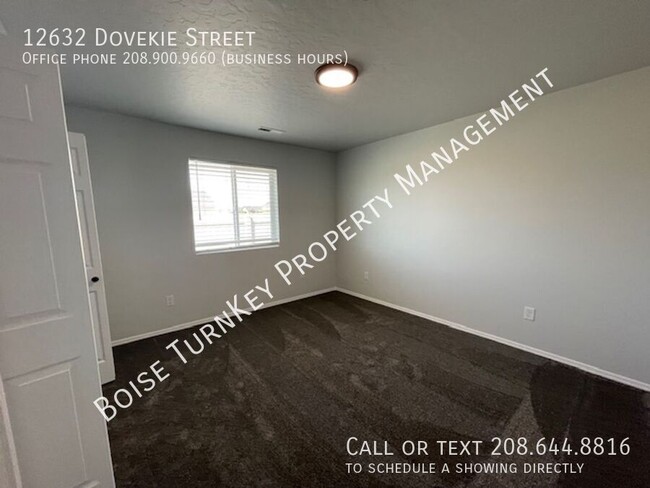 Building Photo - 12632 Dovekie St