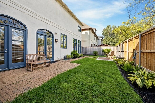 Building Photo - 6323 E Mystic Meadow