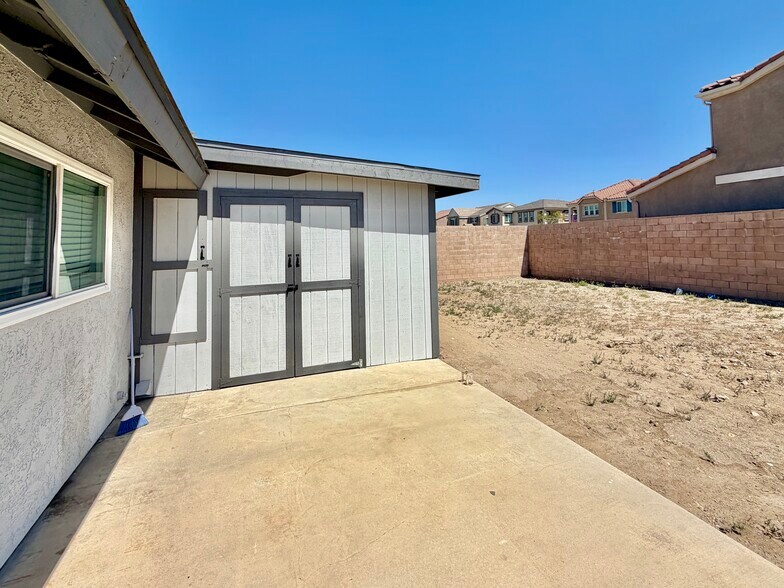 Building Photo - 1017 W Casmalia St