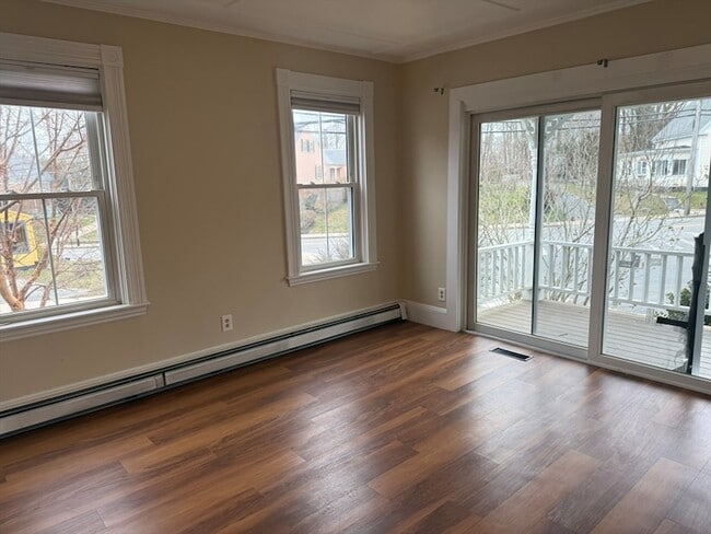 Building Photo - 1 Stafford St