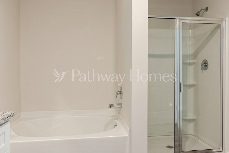 Building Photo - 2327 Alberto Dr