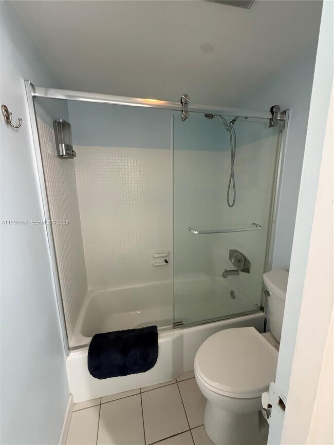 Building Photo - 440 Paradise Isle Blvd