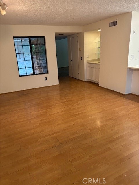 Building Photo - 3201 Dulzura Dr