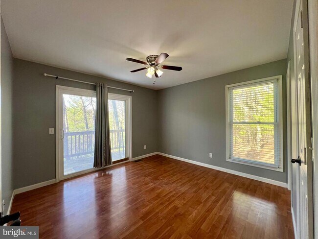 Building Photo - 117 Audubon Rd