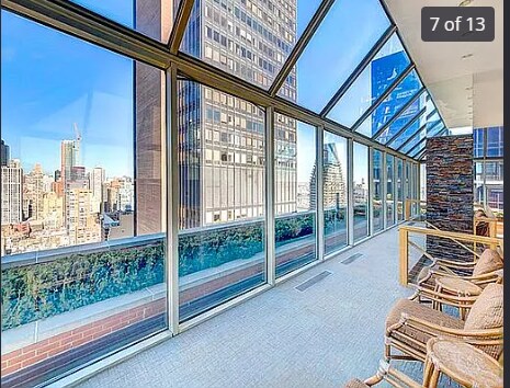 Building Photo - 236 E 47th St