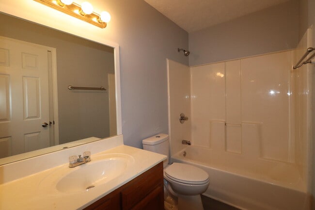 Building Photo - 203 Coburn Dr