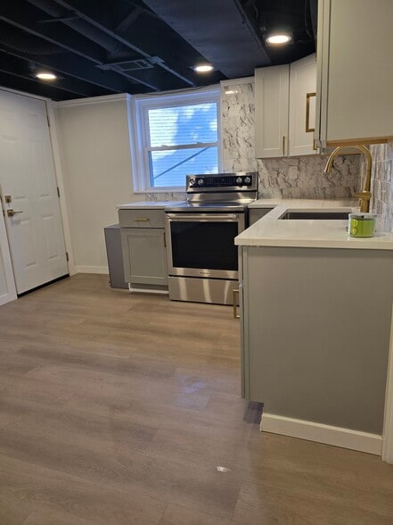 Building Photo - 10535 W Spring Green Rd