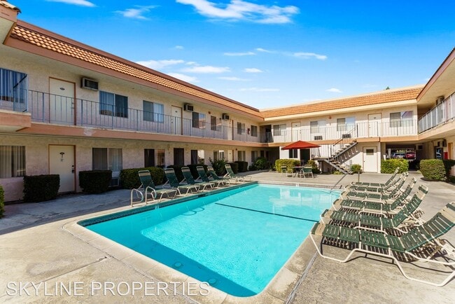 Building Photo - 17818 Woodruff Ave