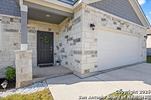 Building Photo - 515 Bella Rosa Trl