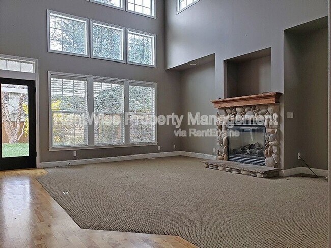 Building Photo - 1473 N Watson Way