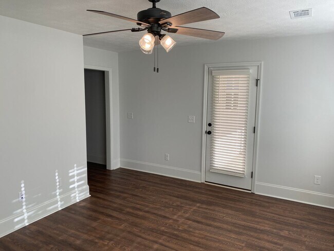 Building Photo - 3632 Kearsley St