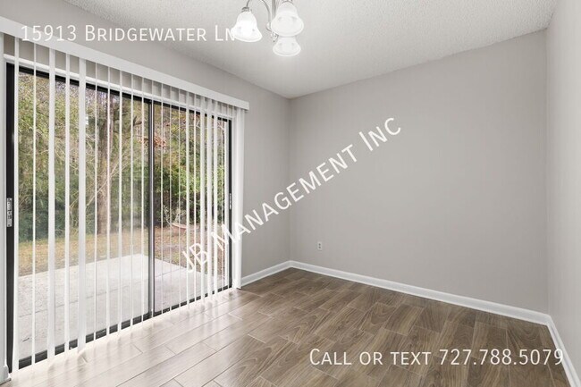 Building Photo - 15913 Bridgewater Ln