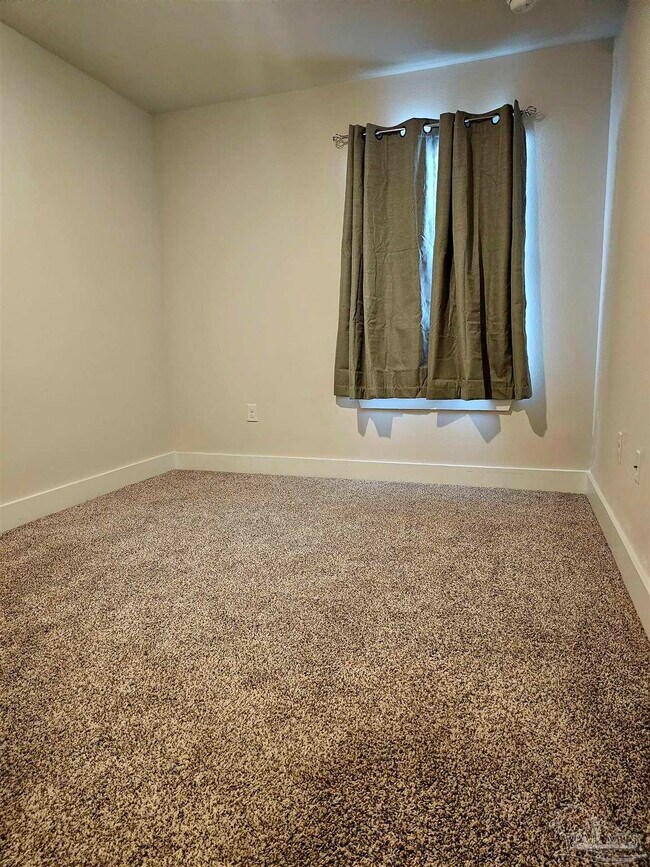 Building Photo - 9460 Nature Crk Ln