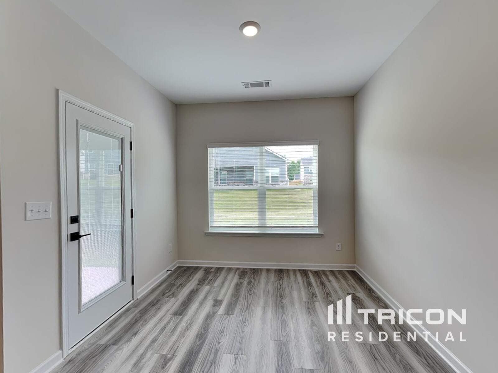 Building Photo - 3201 Azteca Wy