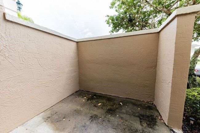 Building Photo - 501 Eagle Pond Dr