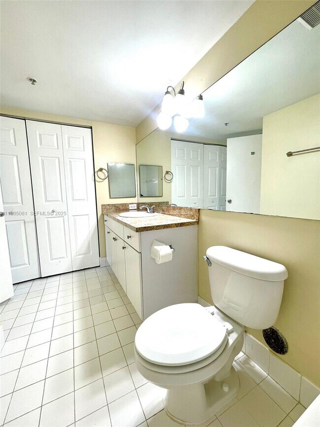 Building Photo - 2163 Renaissance Blvd