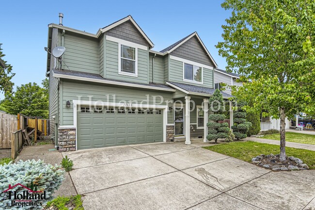 Building Photo - Beautiful Home in Prime North Plains Location – Walk to Parks & Downtown! Special $150 credit on ...