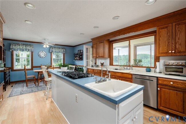 Building Photo - 12182 Woodson Farm Ln