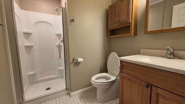 Building Photo - Delightful Home Now For Lease