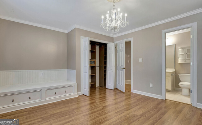 Building Photo - 795 Birkdale Dr