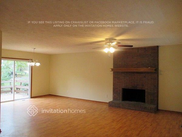 Building Photo - 3142 Country Lake Dr