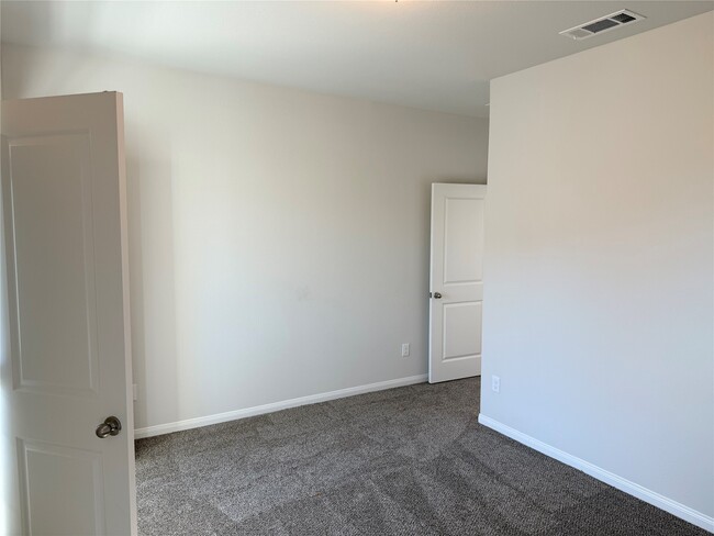 Building Photo - 31127 Mahogany Fir Trl