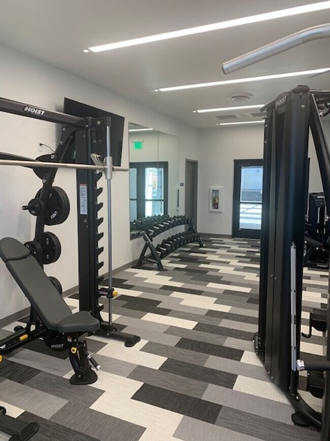 Building Photo - Beautiful East side House 4 bed-2.5 baths, part of The Overlook Casa Club that includes Swimming ...